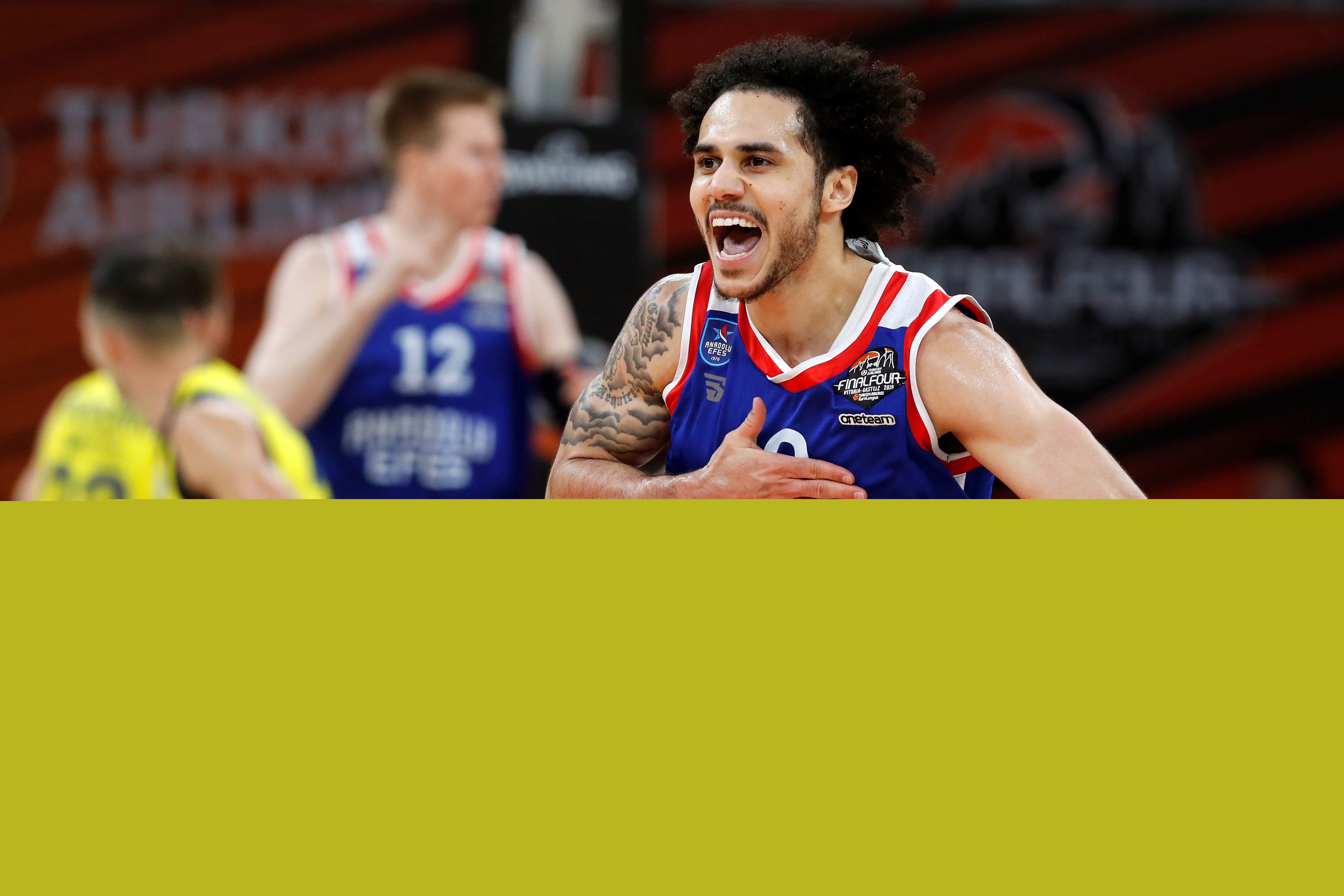 安东尼：无缘塞维利亚德比让我备受煎熬；伊斯科的碰撞很奇怪（安东尼：缺席塞维利亚德比让我煎熬；伊斯科那次碰撞离奇）